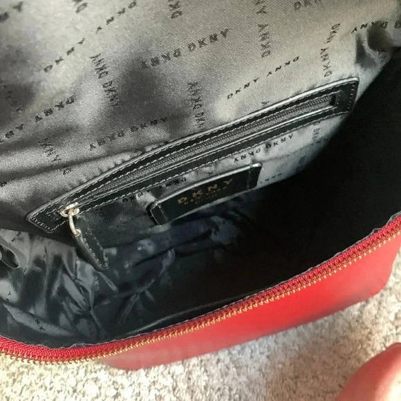 DKNY Bryant red Saffiano leather backpack with gold hardware - Picture 9 of 15